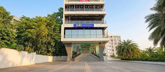 Fabhotel Lotus Inn Pimpri Chinchwad