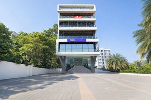 Exterior - Fabhotel Lotus Inn Pimpri Chinchwad (Pune)