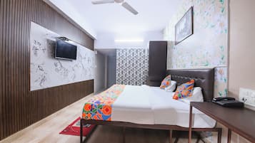 Deluxe Room | Egyptian cotton sheets, premium bedding, in-room safe, free WiFi