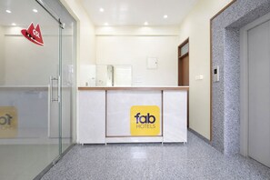 Reception - Fabhotel Gsl (Jaipur)