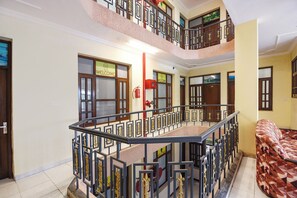 Lobby - Fabhotel Surya Palace 1 (Chandigarh)