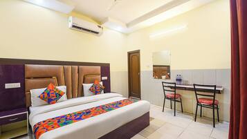 Egyptiske bomuldslagner, premium-sengetøj, pengeskab på værelset