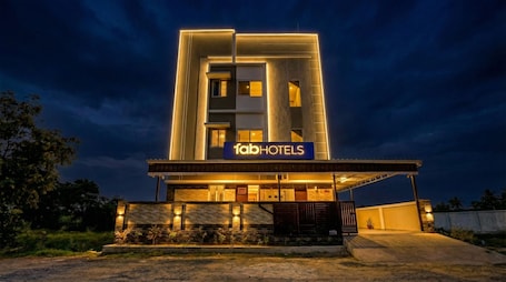 Exterior. Via KRV Residency