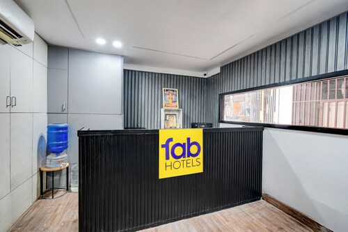 Fabhotel Veda Inn