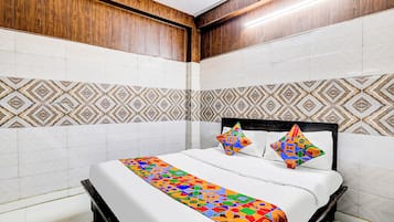 Deluxe Room | Egyptian cotton sheets, premium bedding, in-room safe, free WiFi