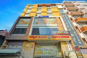 Exterior - Fabhotel Supreme Seven Boutique (Bangalore)
