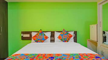 Deluxe Room | Egyptian cotton sheets, premium bedding, in-room safe, free WiFi