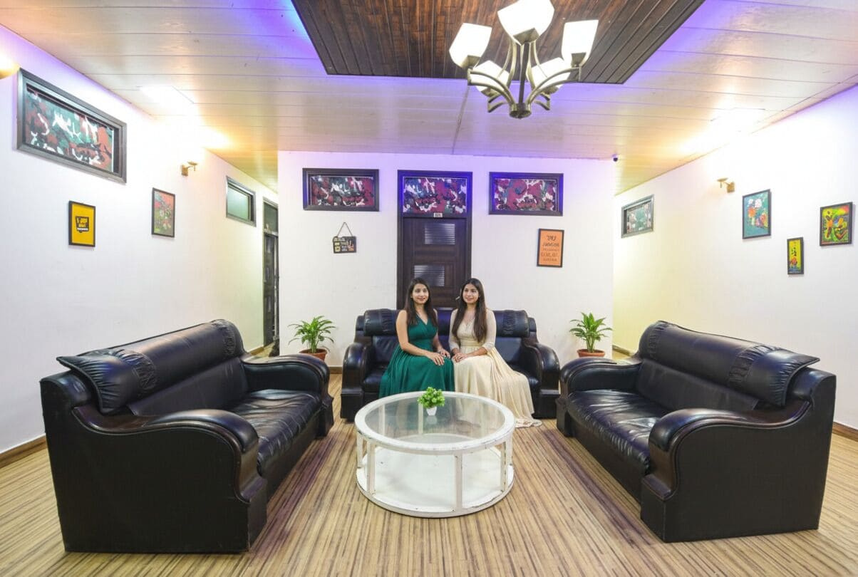 บริเวณนั่งเล่นที่ล็อบบี้