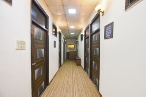 Lobby - Fabhotel Z Heart (New Delhi)