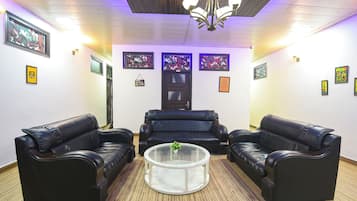 Kawasan tempat duduk lobi