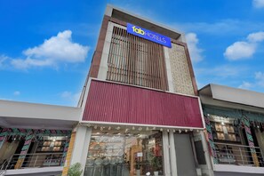 Exterior - Fabhotel Citi Residenci (Varanasi)