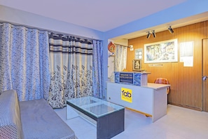 Reception - Fabhotel Stay Inn I (Noida)