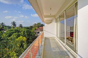 Balcony - Fabhotel The Ashvem Horizon (Mandrem)