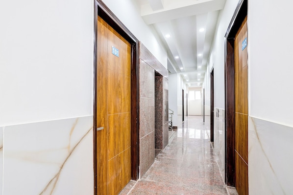 Lobby - Fabhotel Expo Centre Inn (Greater Noida)