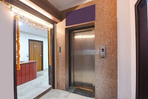 Lift - Fabhotel The Gk Residency (New Delhi)