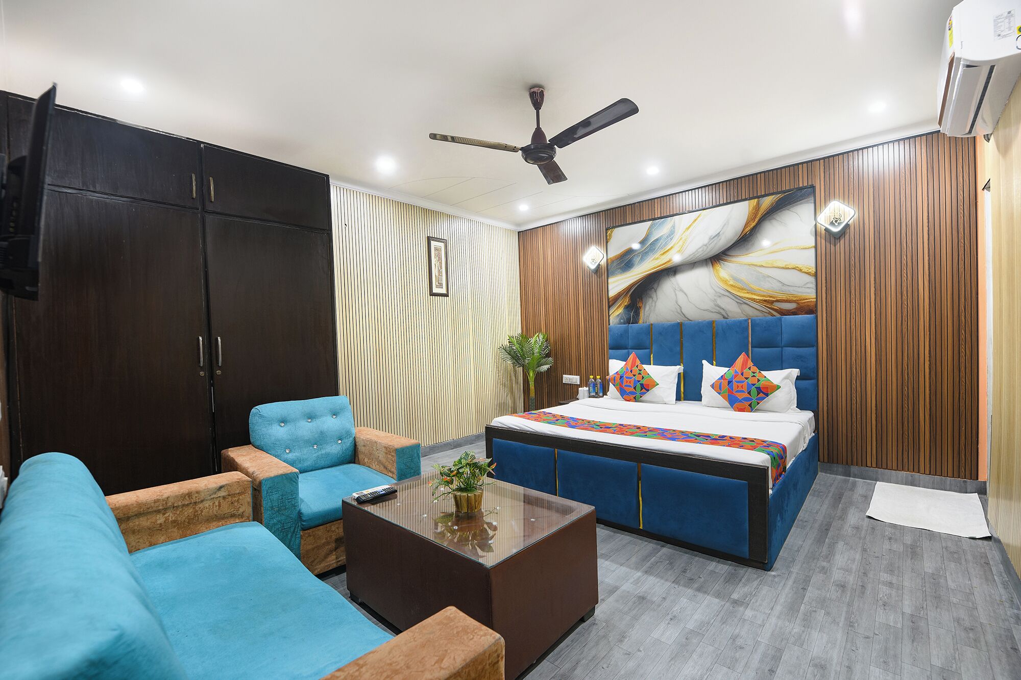 Sengetøy i egyptisk bomull, sengetøy av topp kvalitet og safe på rommet