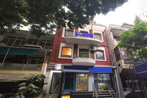 Exterior - Fabhotel South Paradise (New Delhi)
