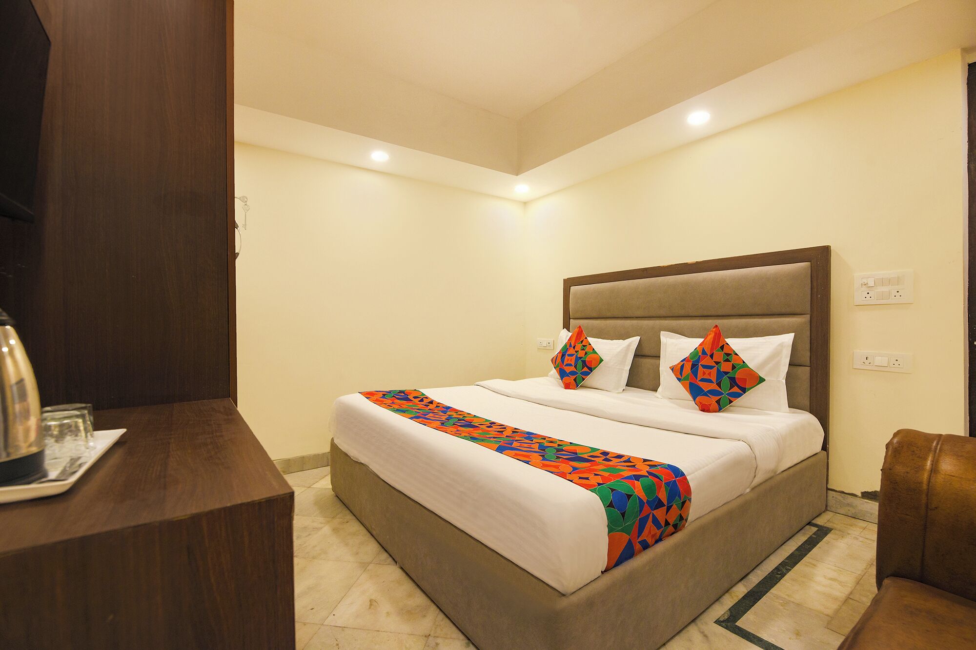 Egyptian cotton sheets, premium bedding, in-room safe, free WiFi