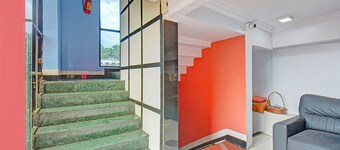 Fabhotel Silver Star