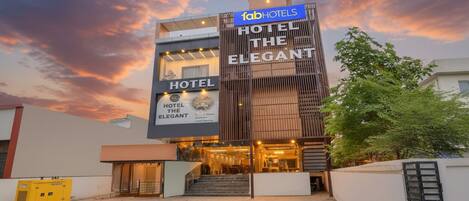 Framhlið gististaðar