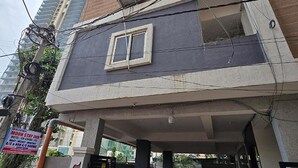 Gambar tidak terklasifikasi, 5 dari 15, tombol