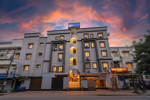 Front of property - Via Rush Inn (Hyderabad)