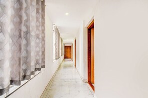 Lobby - Fabhotel Sai Executive (Pune)