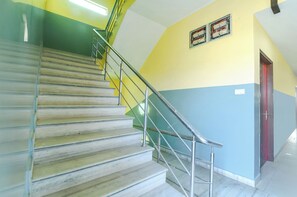 Lobby - Fabhotel Highway Pride (Jaipur)