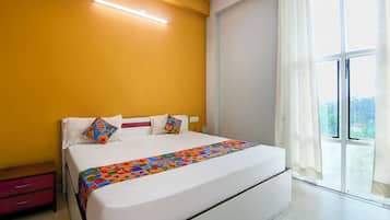 Egyptian cotton sheets, premium bedding, in-room safe, free WiFi