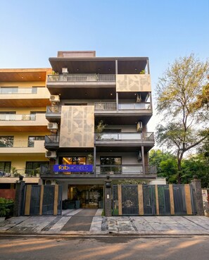 Exterior - FabHotel Hygge Stay - 1.5km from Belvedere Towers Metro Station Gurgaon (Gurugram)