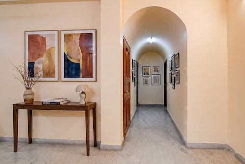 Fabhotel Samanta