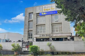 Exterior - Fabhotel Delight Inn (Shirur)