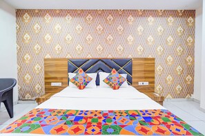 Deluxe Room - Fabhotel Lake View I (Vadodara)