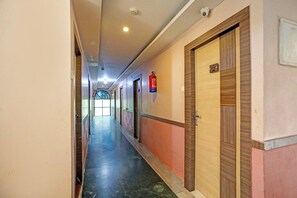 Lobby - Fabhotel Tanvi Grand (Visakhapatnam)