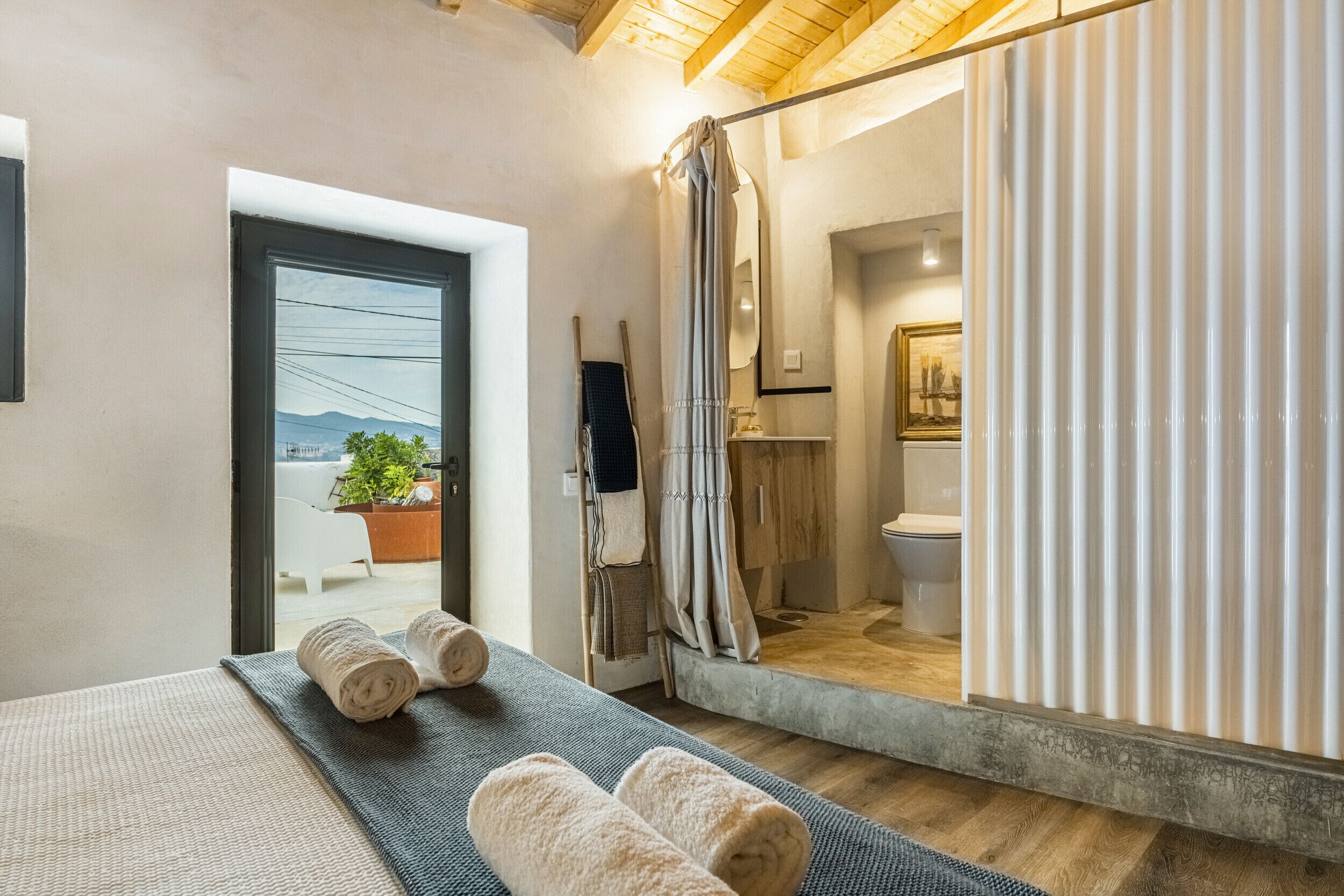 4 chambres, Wi-Fi gratuit, draps fournis