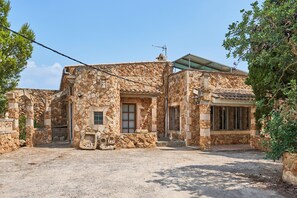 Exterior - Planetes Finca with Garden and Pool near Portocolom (PM)