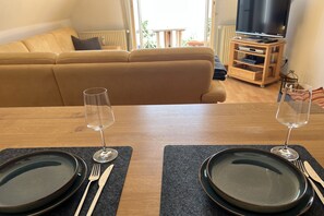 TV, DVD player, stereo - Apartment at the Sandwall with 3 rooms on approx. 55m² with sea view (Wyk auf Föhr)