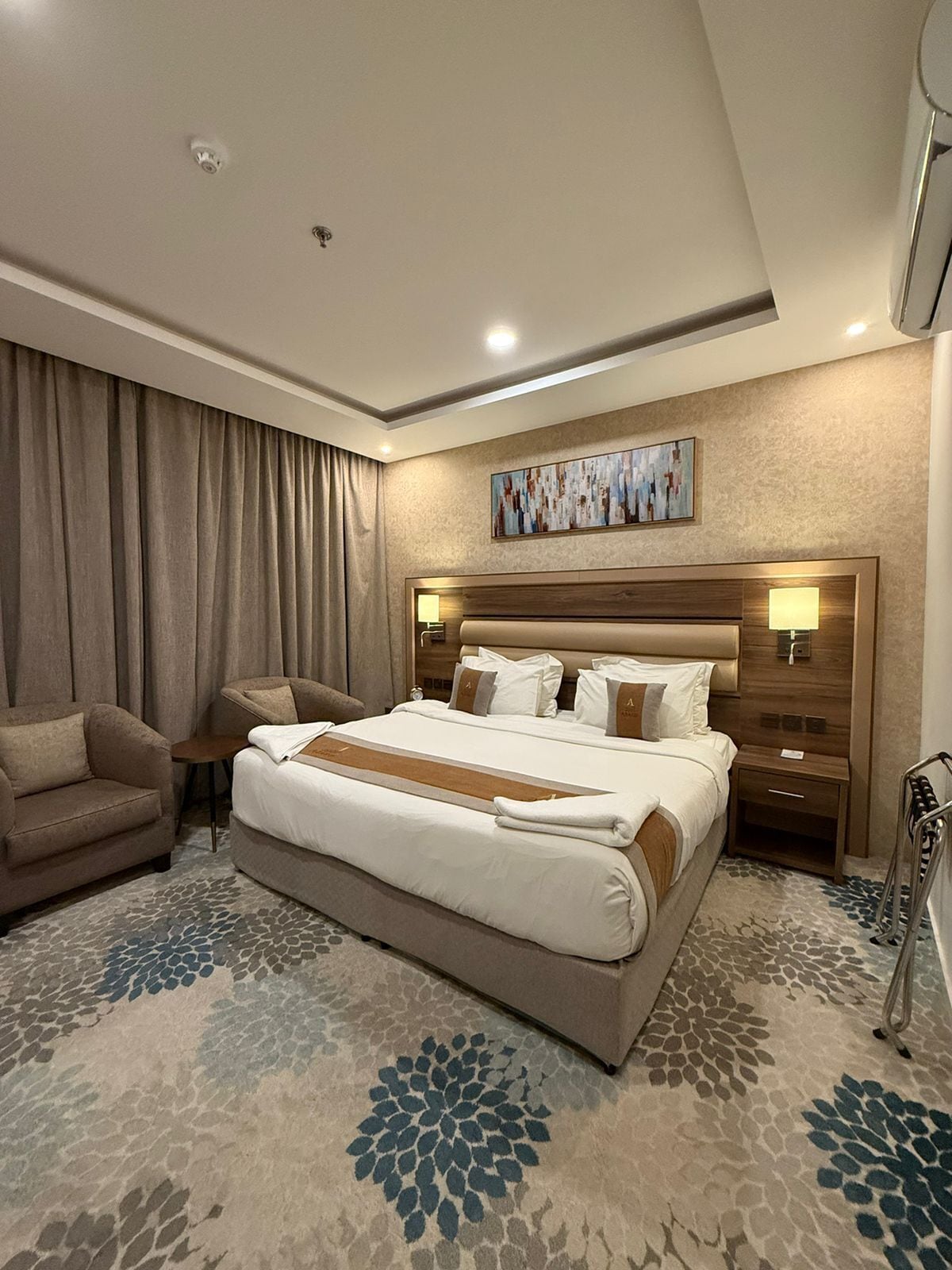 In-room safe, soundproofing, iron/ironing board, wheelchair access