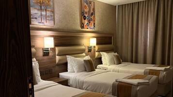 Doppelzimmer | Zimmersafe, schallisolierte Zimmer, Bügeleisen/Bügelbrett