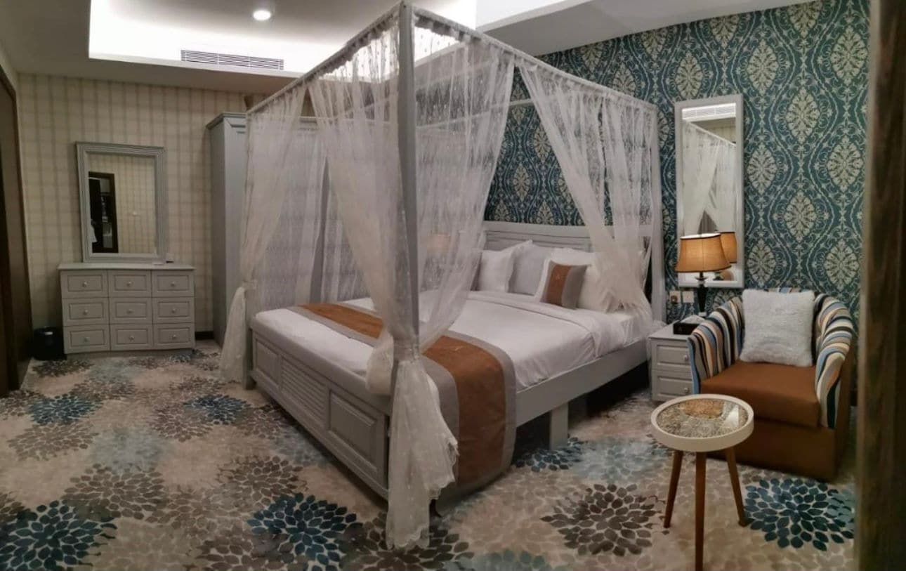 套房, 阳台, 城市景观 | 客房内保险箱、隔音、熨斗/熨衣板、轮椅无障碍