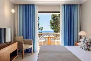 Double Room, Sea View | In-room safe, free WiFi