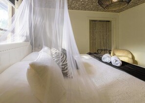 House, Multiple Beds, Pool Access, Pool View (Jungle Haven)