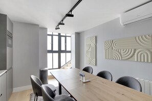 Deluxe Apartment | Private kitchen