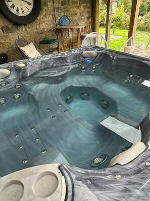 House, 5 Bedrooms, Accessible, Smoking | Outdoor dining - Amazing Country Retreat, hot tub (Harrogate)