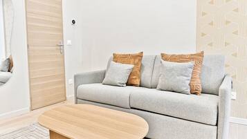 Classic Studio Suite | Living area