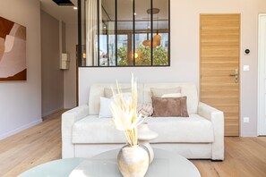 Design Apartment | Living area - Apparements Berthier (Paris)