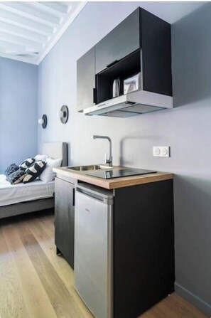 Standard Studio | Private kitchen - Apparements Berthier (Paris)