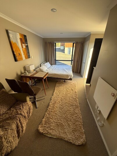 A private mini house with own T&B, mini kitchen and entertainment area!