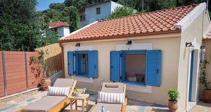 Amici Cottage with outdoor jacuzzi