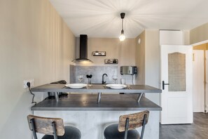 Mikrobølgeovn, ovn, kogeplade